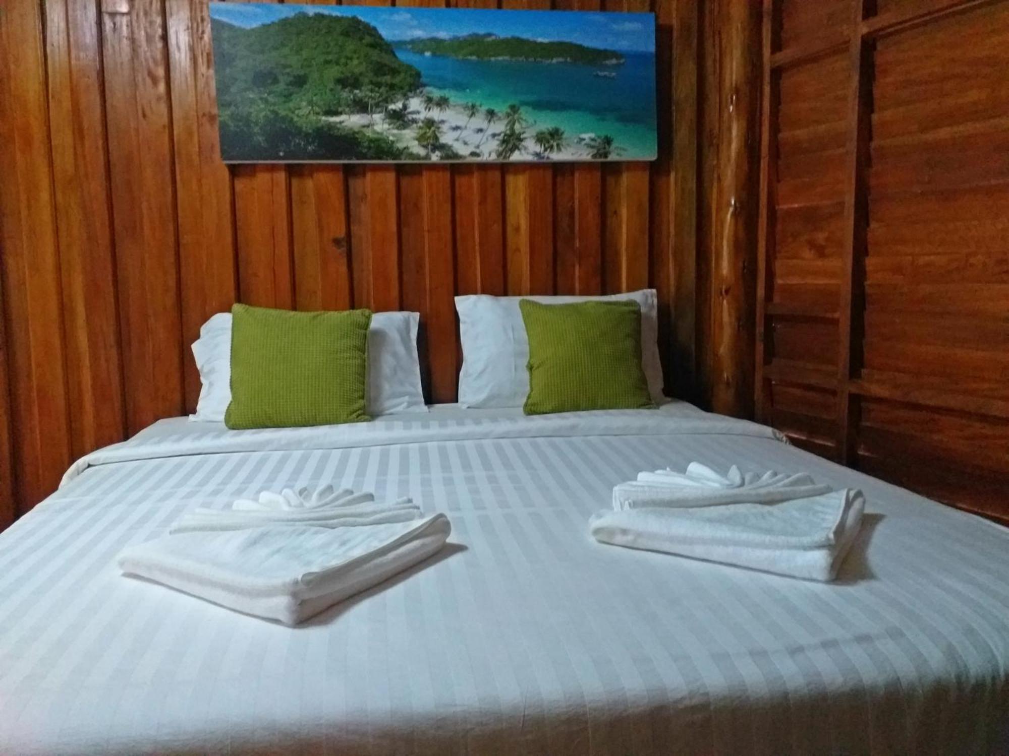 The Ford Sunset Beach Resort Voktum Kültér fotó